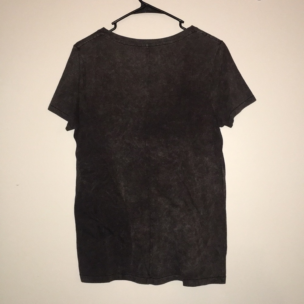 Distressed Relaxed Fit V Neck - Picture 2 of 6